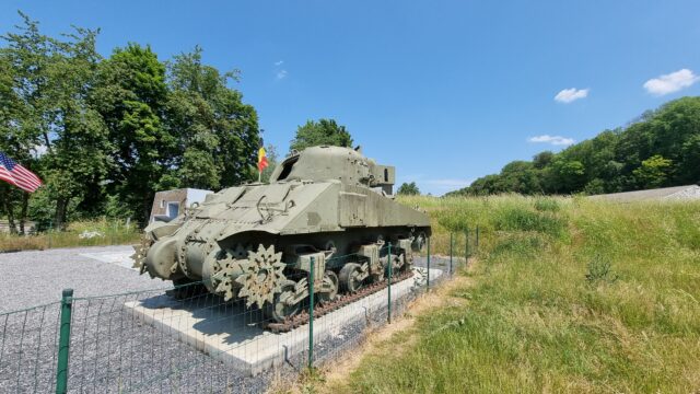 【迷子】道に迷ったら戦車に遭遇！？